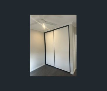 Neat and Tidy home in prime location! - Photo 2