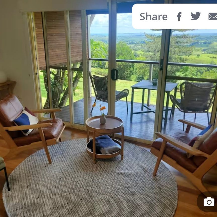 Retreat in the Hills of Byron - Photo 1