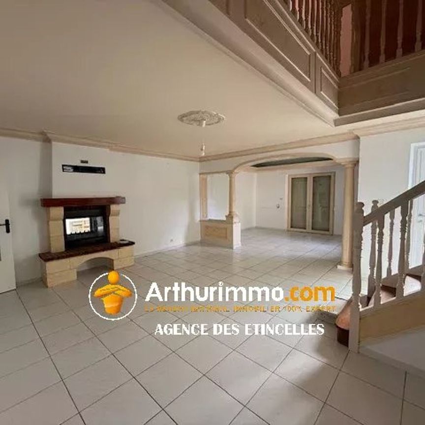 Location Maison 7 pièces 212 m2 à Retiers - Photo 1