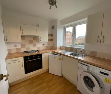 Studio Flat, Dobson House, SE14 - Photo 3