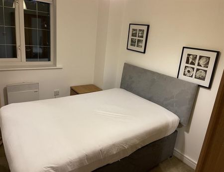 2 Bedroom Apartment To Let - Photo 5