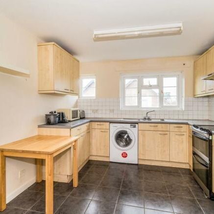 Banister Grange - Photo 1