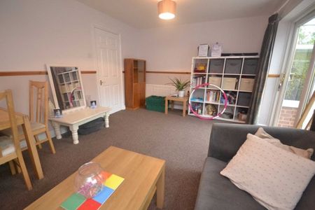 4 Bed - Melrose Avenue, University Area - Photo 5