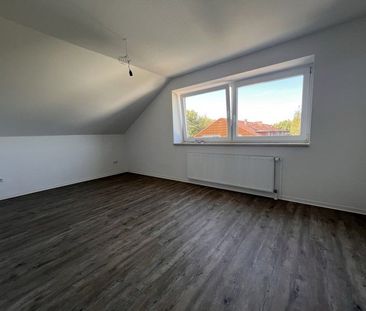 3-Raum-Wohnung im DG frei! - Photo 1