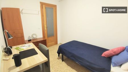 valencia, Valencian Community 46100 - Photo 2