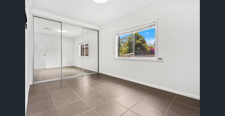 Low maintenance living in a beachside position - Photo 3