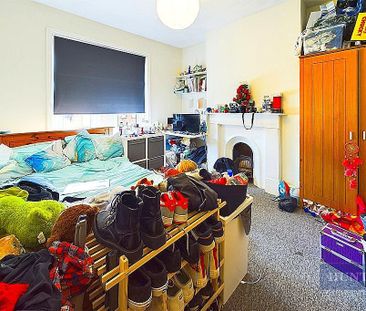 5 bedroom terraced house to rent - Photo 6