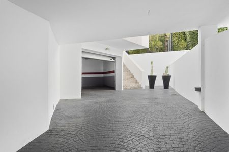 Detached Villa in Benahavís - Photo 5