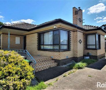 18 Ena Street, St Albans, VIC 3021 - Photo 2