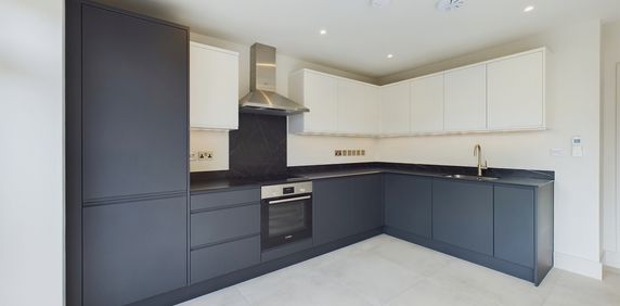 2 bed apartment to rent in Chapel Lane, High Wycombe, HP12 4BS - Photo 2