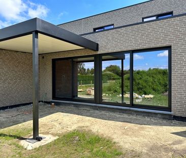 TE HUUR: Nieuwbouwwoning met 3 slaapkamers te Pelt! - Photo 1