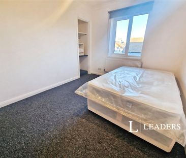 2 bedroom apartment to rent Park Crescent Place, Brighton, East Sus... - Photo 2