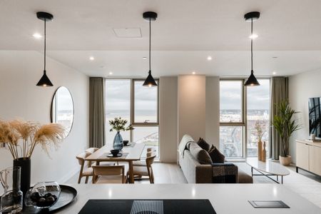 2 bedroom penthouse to rent - Photo 2