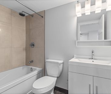 689 Churchill Avenue North - 302 - Photo 2