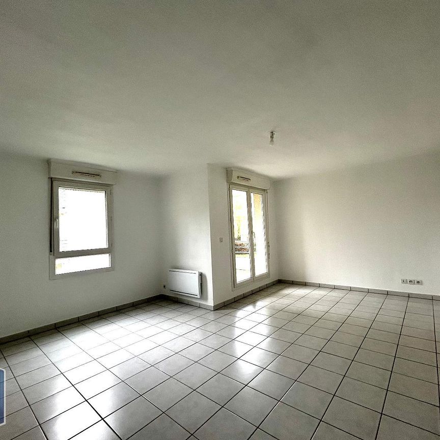 Location appartement 3 pièces de 64.63m² - Photo 1