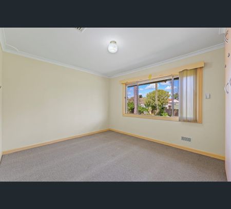 9 Lilika St, Armadale, WA 6112 - Photo 5