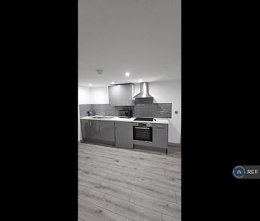 1 bedroom flat to rent - Photo 3