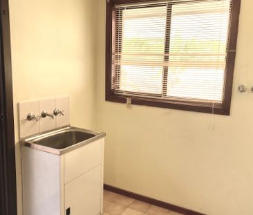 2 BEDROOM BRICK VENEER UNIT - Photo 4