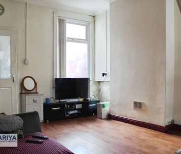 3 bedroom terraced house to rent - Photo 4