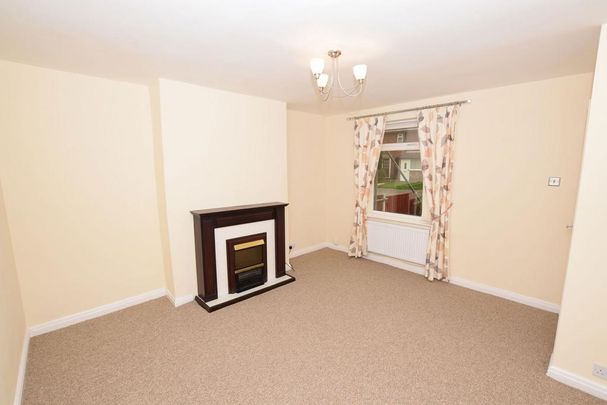 2 bedroom townhouse to rent - Photo 1