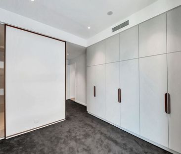 Luxury 2-Bedroom Apartment – Premium Lifestyle Living - Photo 3