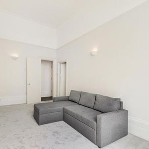Circus Road, NW8, London - Photo 2