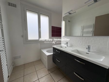 Location Maison 4 pièces 73m² - Photo 4
