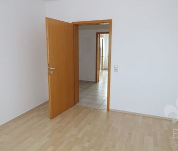 Großzügige 3 Raum Wohnung mit Balkon, Tageslichtbad und Keller im L... - Photo 1