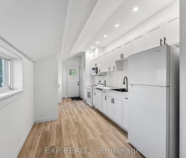 For Lease - 21 Railway Terrace, Belleville, Ontario - Photo 6