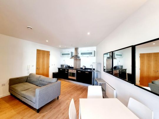 2 bedroom apartment to rent - Photo 1