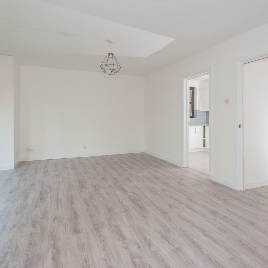 39c San Souci Park, Belfast, BT9 5QZ - Photo 1