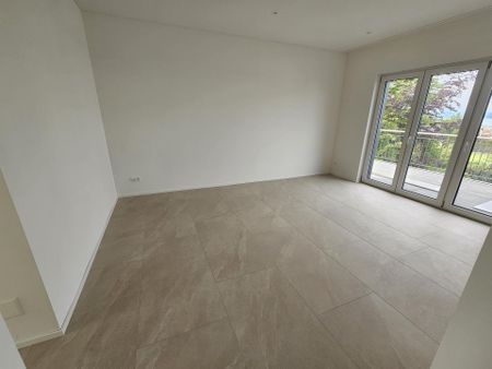 Exklusives, modernes Wohnen mit Seeblick, Erstvermietung, Hausteil - Photo 2