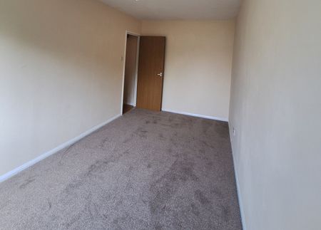 1 Bed Flat, Leaside Road, E5 - Photo 3