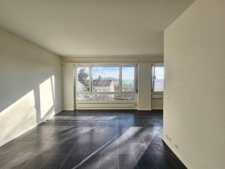 2.5 Zimmer, 1. Stock - Photo 2