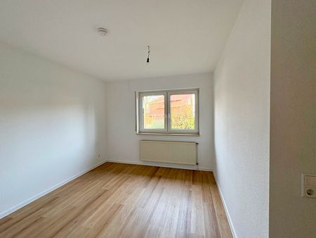 Ansprechende 3-Zimmer Erdgeschosswohnung im beliebten Ortsteil Holtorf / ruhige Lage / Garage - Photo 3