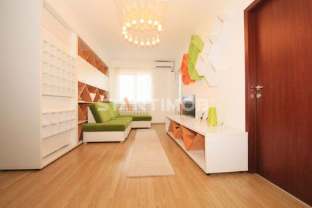 Startimob - Inchiriez apartament mobilat cu parcare Alphaville - Fotografie 2
