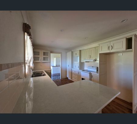 13 Killawarra Drive, Taree, NSW 2430 - Photo 4