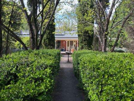 Large home with land and paddocks - Photo 5