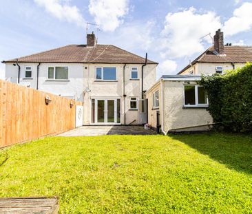 3 bedroom semi-detached house to rent - Photo 5