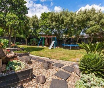 Perfect 3 Bedroom Family Home - Photo 2