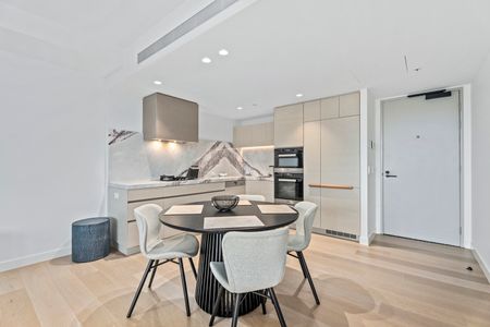 11201/36 Old Burleigh Road, Surfers Paradise QLD 4217 - Apartment For Rent | Domain - Photo 2