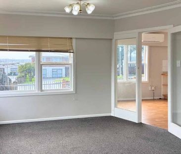 26 Hepburn Road, Glendene 0602 - Photo 1