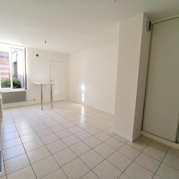 Location Appartement 2 pièces 35m² LILLE 59000 - Photo 1
