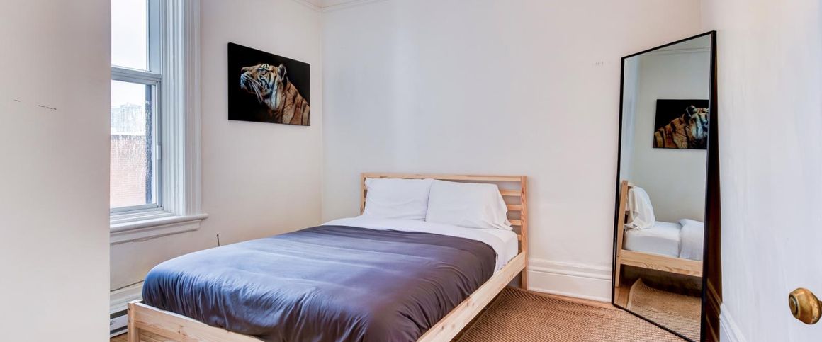 Montreal | Private room | 664533 | near Dawson College - Photo 1
