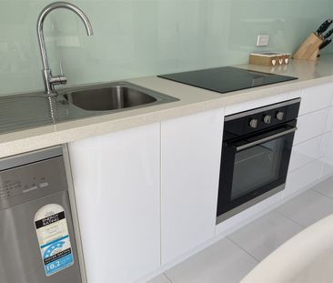Modern Fully Furnished Apartment for Rent – Your Perfect Coastal Li... - Photo 5