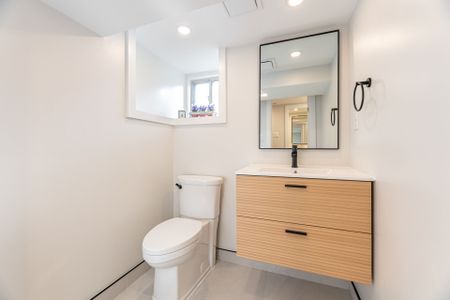 For Lease - 84 Earlscourt Avenue Unit# Main, Toronto, Ontario - Photo 3