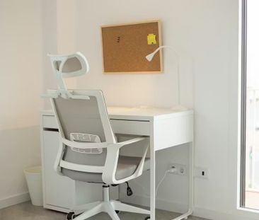 Carrer del Doctor Josep Juan Dómine, Valencia, Valencian Community ... - Photo 4