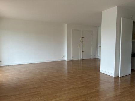 Location Appartement 3 pièces 71m² GUILHERAND GRANGES 07500 - Photo 3