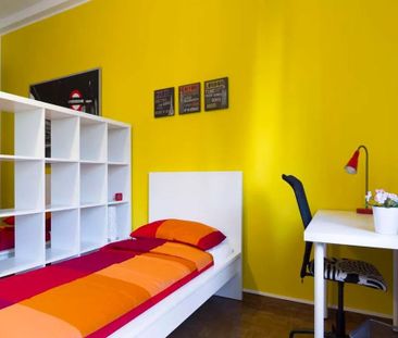 Via Marcantonio Colonna, Milan, Lombardy 20149 - Photo 2