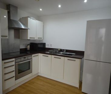 2 bedroom flat to rent - Photo 6